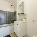Flexliving - - Mouchez Holiday home