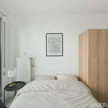 Flexliving - - Mouchez * Paris